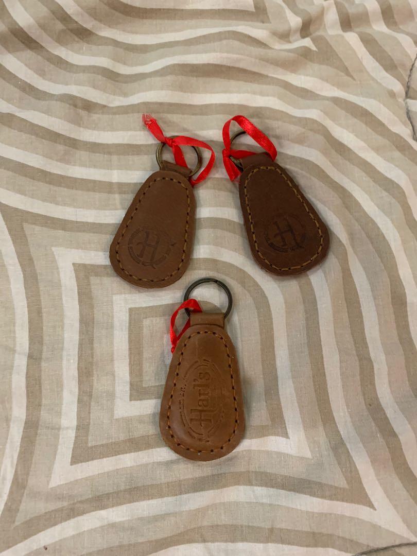 Real leather key chain Harl's (Category: Charms) located in Marikina City. Submitted by silvader (Listing ID 1178286735, Image 1). Description: 100% real leather You pick color.