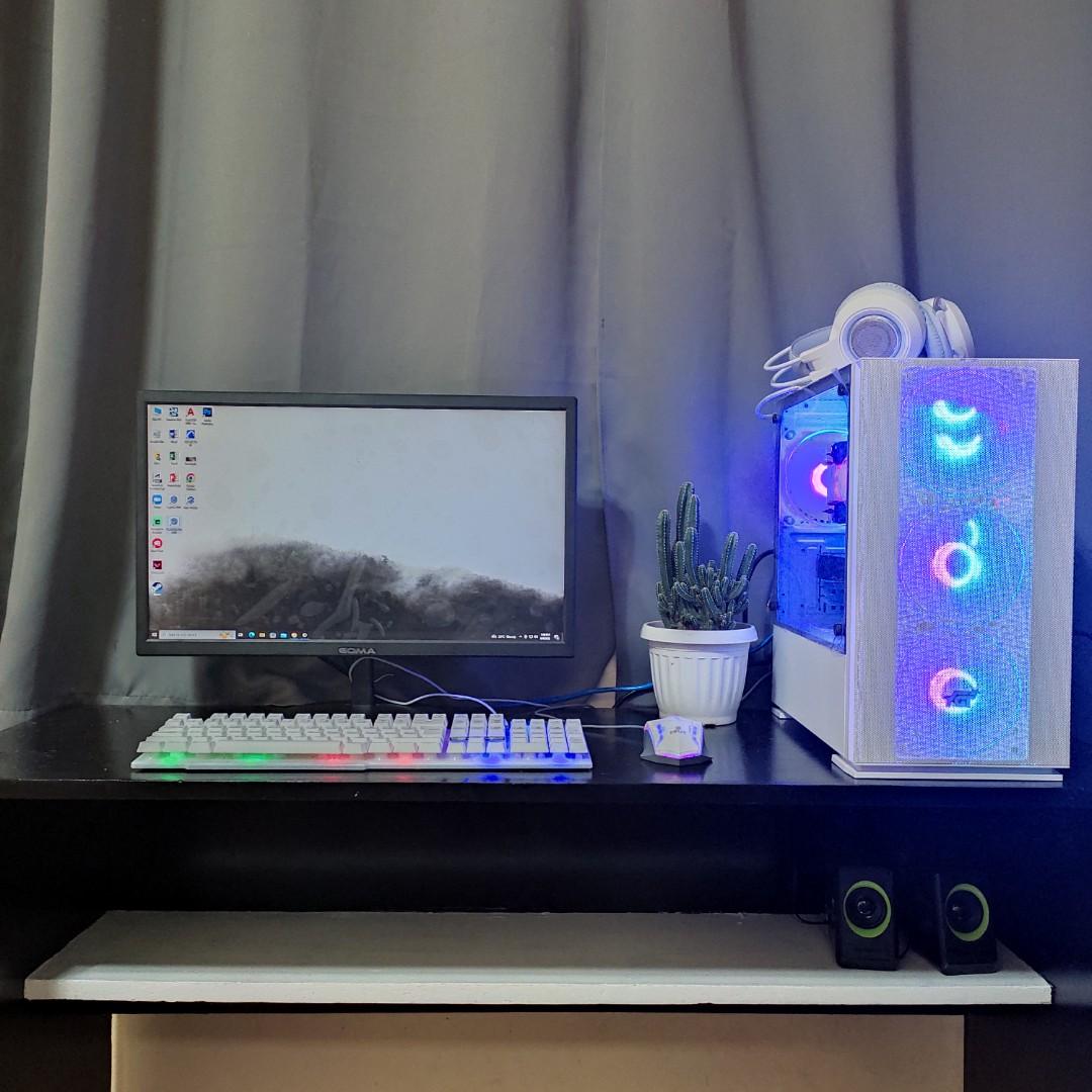 RYZEN 5 5600 (Category: Desktops) located in Taguig. Submitted by jessica.19 (Listing ID 1178293497, Image 1). Description: Selling my pc setup for P49,000 (negotiable) Good as new (no issue) RYZEN 55600 GIGABYTE B450M 16GB HYPER X FURY 2666MHZ 2X8 120GB KINGSPEC 500GB SEAGATE BARACUDA GTX 1050TI 4GB GIGABYTE 550WATT 80+BRONZE CORSAIR B708 MESH WHITE CASE 22INCH GOMA MONITOR RFS :Need funds Location : Taguig Pm if interested.