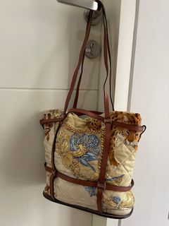 (Kategori: ) berada di . Dikirim oleh junots (ID iklan 1178331053, Gambar 1). Deskripsi: .