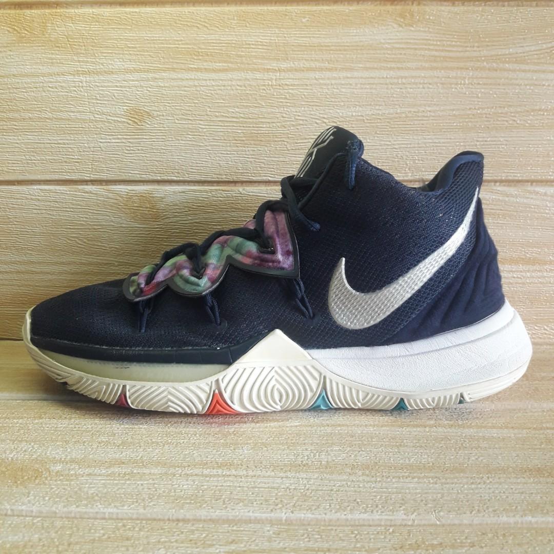 Sepatu Nike Kyrie 5 Multi Color Third Eye Vision AO2919 900 Second