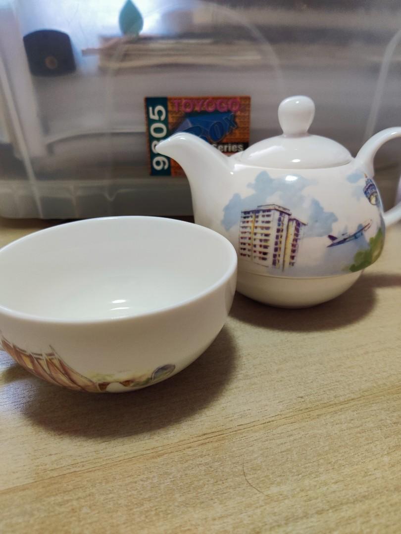 Singapore Teapot, Furniture & Home Living, Kitchenware & Tableware