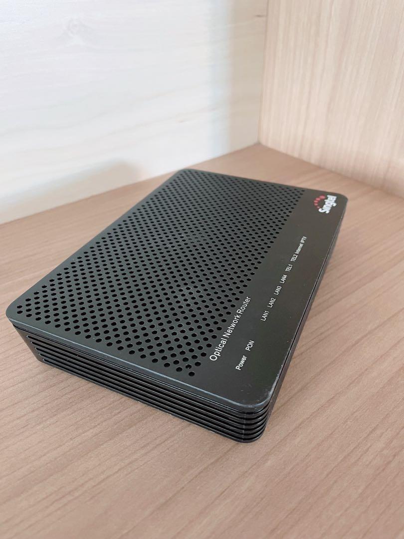 Sogetel Router Singtel WiFi Gigabit AC Router and Optical Network Router, Computers ...
