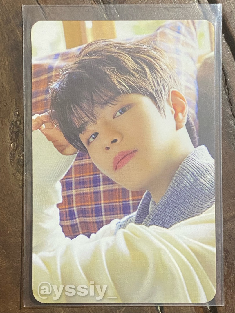 SKZ SEASONS GREETINGS 2021 PC HAN, SEUNGMIN, FELIX, Hobbies & Toys, Memorabilia