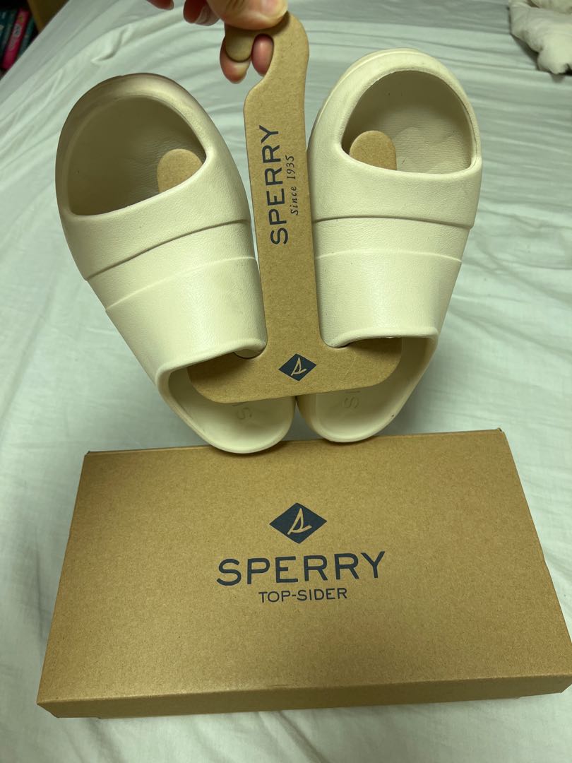 sperry slippers