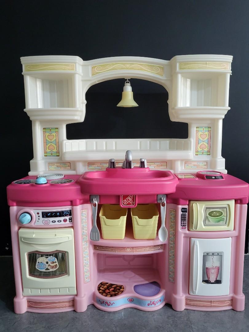 Step 2 kitchen