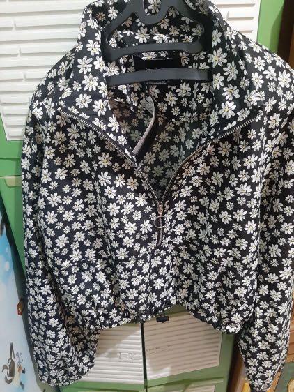 stradivarius daisy jacket