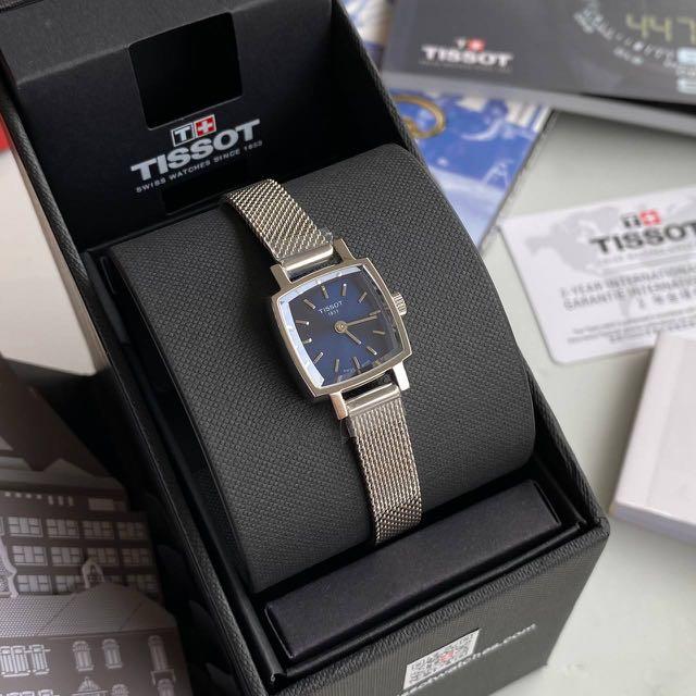 Tissot top lovely square