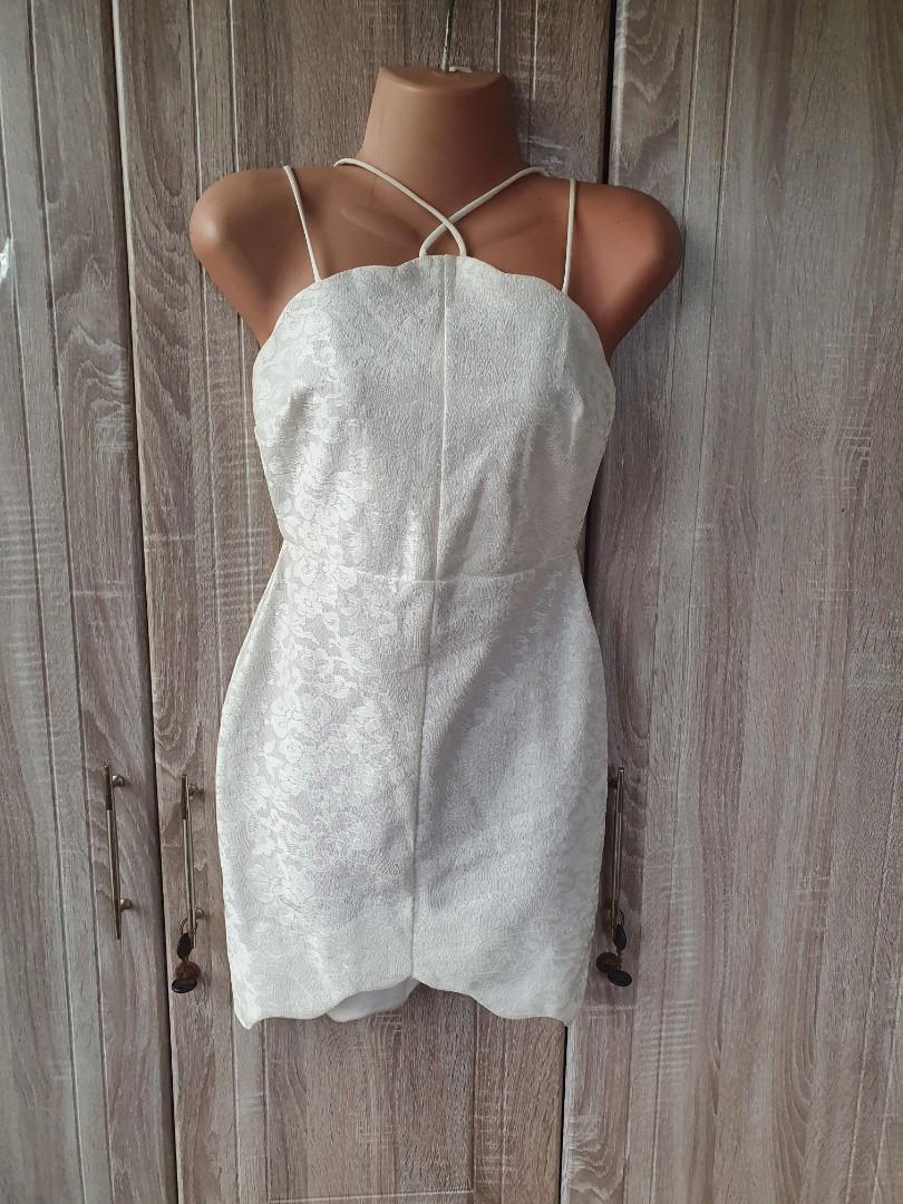 Topshop white scallop lace dress 115, Women's Fashion, Dresses & Sets, Dresses on Carousell Topshop white scallop lace dress 115, Women's Fashion, Dresses & Sets, Dresses on Carousell