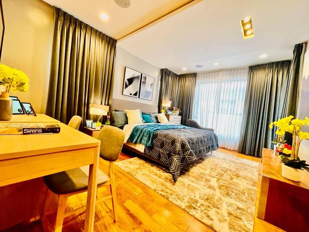 TOWNHOUSE Near University Belt (UBelt), Recto, Quiapo, MANILA with