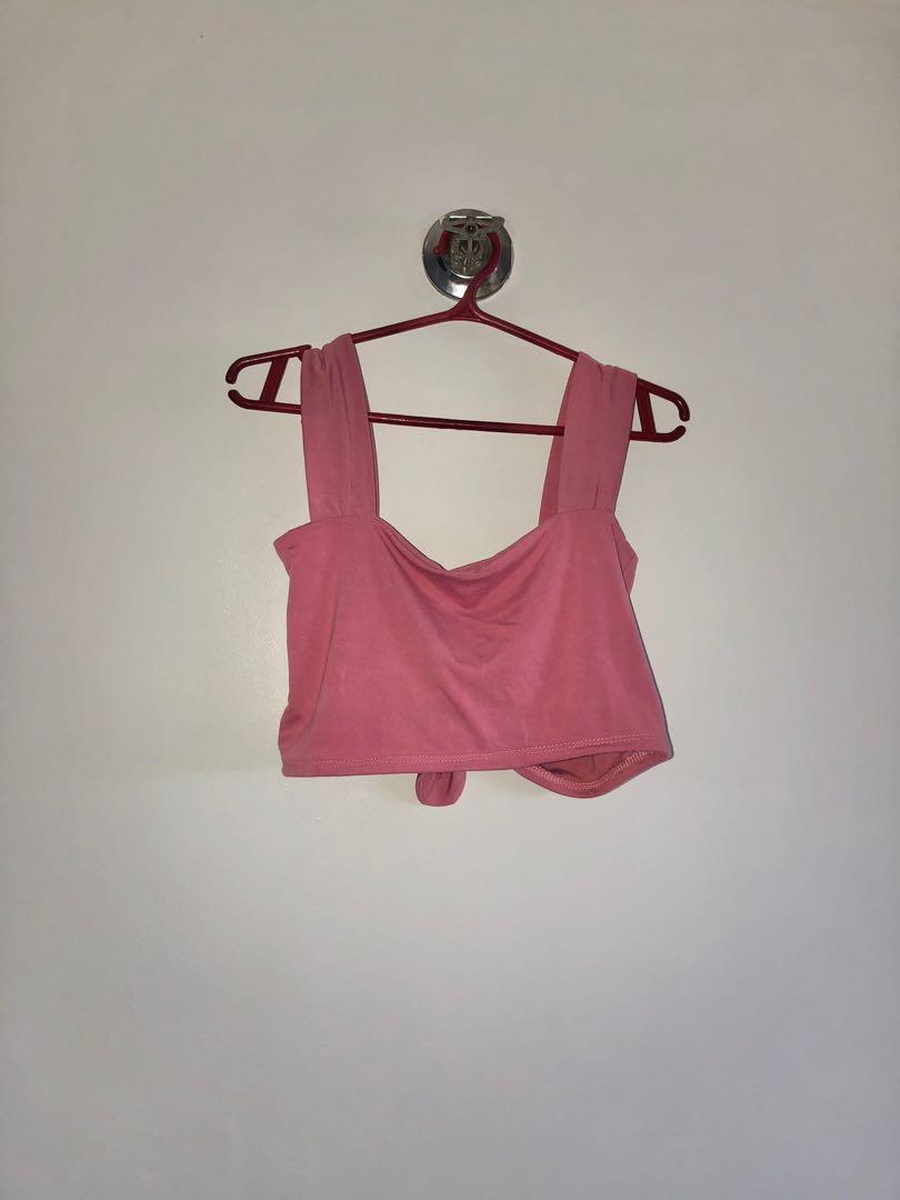 Two-way tie cropped top (Category: Others Tops) located in Manila. Submitted by kmixed (Listing ID 1178429656, Image 1). Description: For Small to Medium frames. Can be worn two ways (please see photos). RFS: Decluttering Delivery via Lalamove/Grab, fee c/o buyer. Location: Mandaluyong City. Payment via Gcash or BPI.