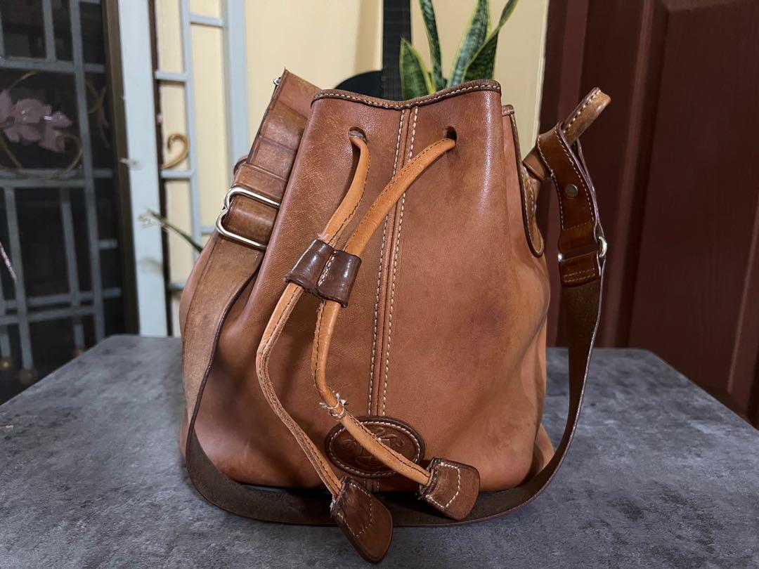 Vintage dooney and bourke drawstring bag top