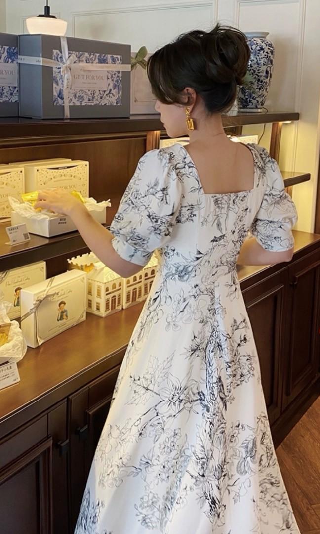 White vintage sales swing dress