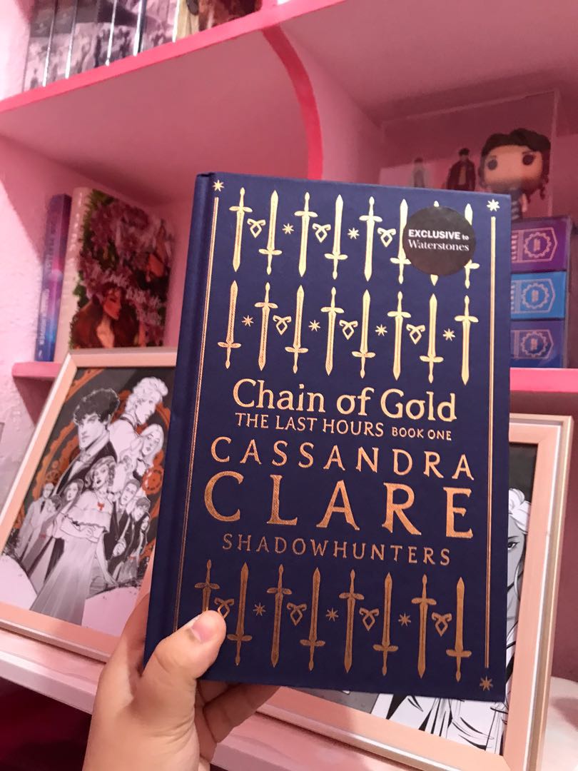 Waterstones edition of the Last Hours Series (Chain of Gold and Chain