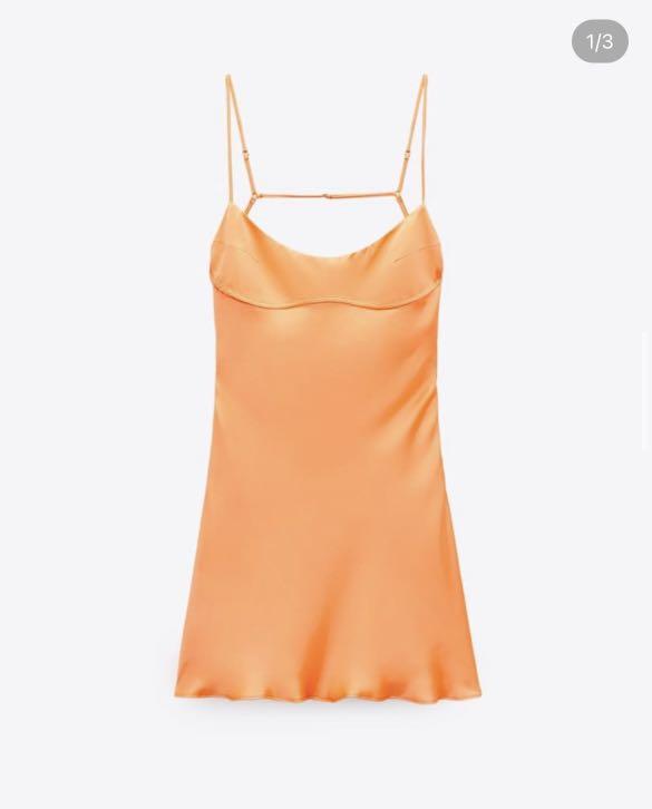 Zara Satin Dress (Category: Dresses) located in Aringay. Submitted by joanab (Listing ID 1178408175, Image 1). Description: Brand new 🥰😍 Nagkakaubusan na din to. 🫢.