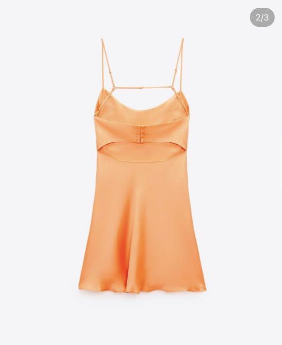 Zara Satin Dress (Category: Dresses) located in Aringay. Submitted by joanab (Listing ID 1178408175, Image 2). Description: Brand new 🥰😍 Nagkakaubusan na din to. 🫢.