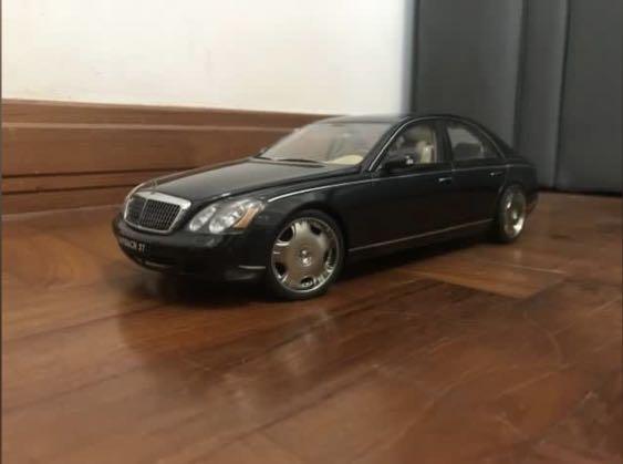 1/18 Autoart Maybach 57 SWB with 22” Lowenhart wheels