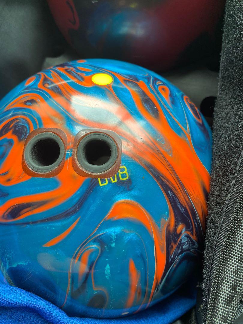 15lbs hitman bowling ball, Sports Equipment, Sports & Games, Billiards