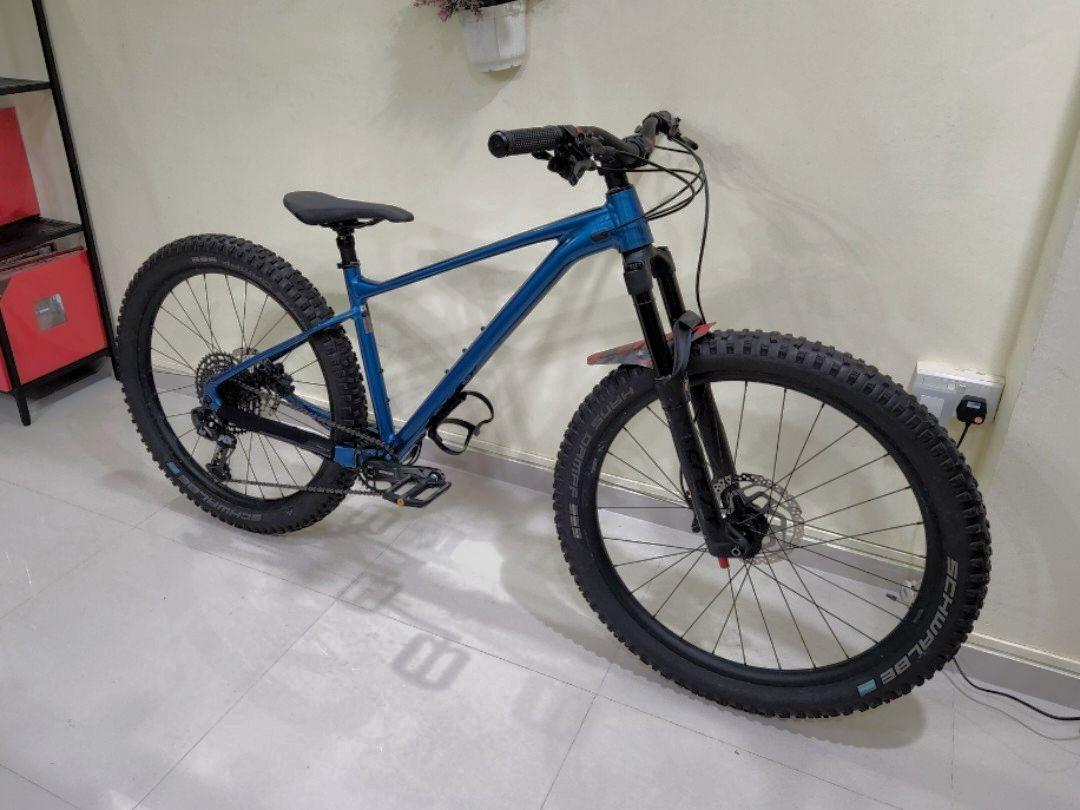 Giant aggressive hardtail best sale