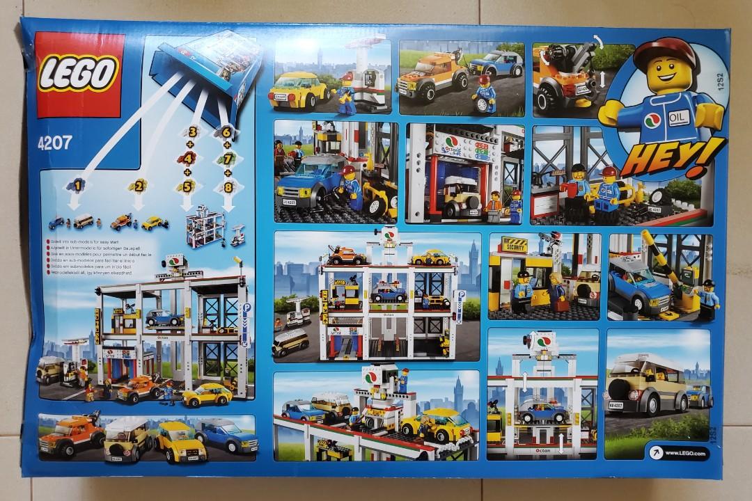 全新未開) 絕版LEGO 4207 City car parking 停車場, 興趣及遊戲, 玩具