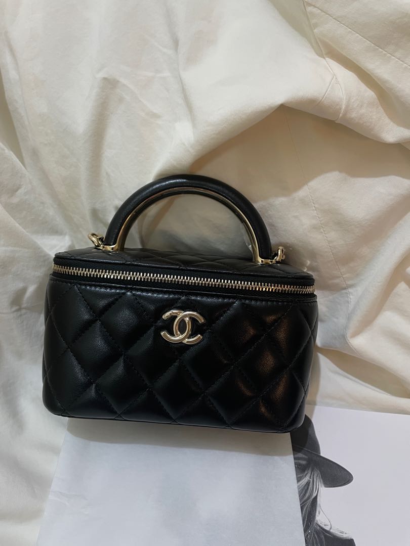 已收訂全新Chanel 長盒子金屬提把可小議, 名牌精品, 精品包與皮夾在