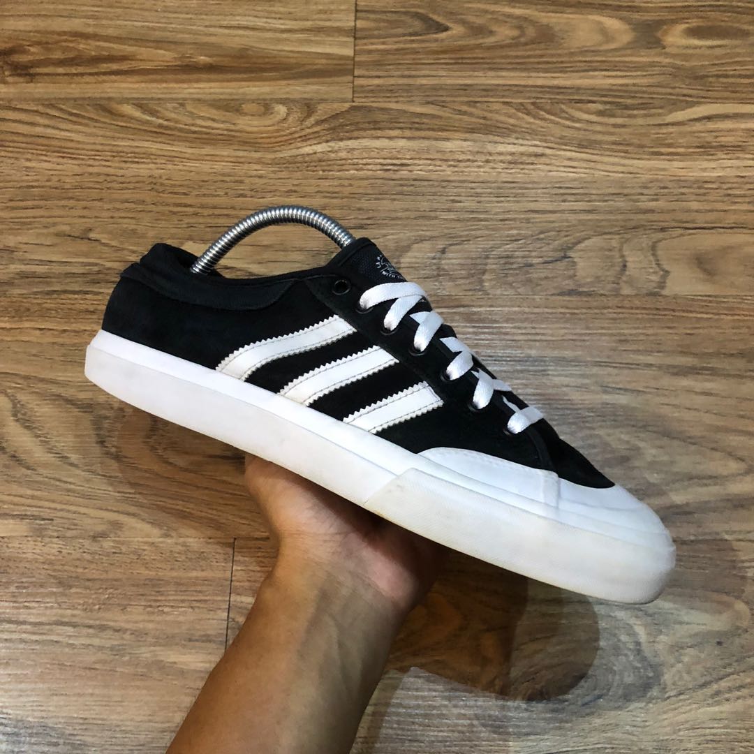 Vans matchcourt deals