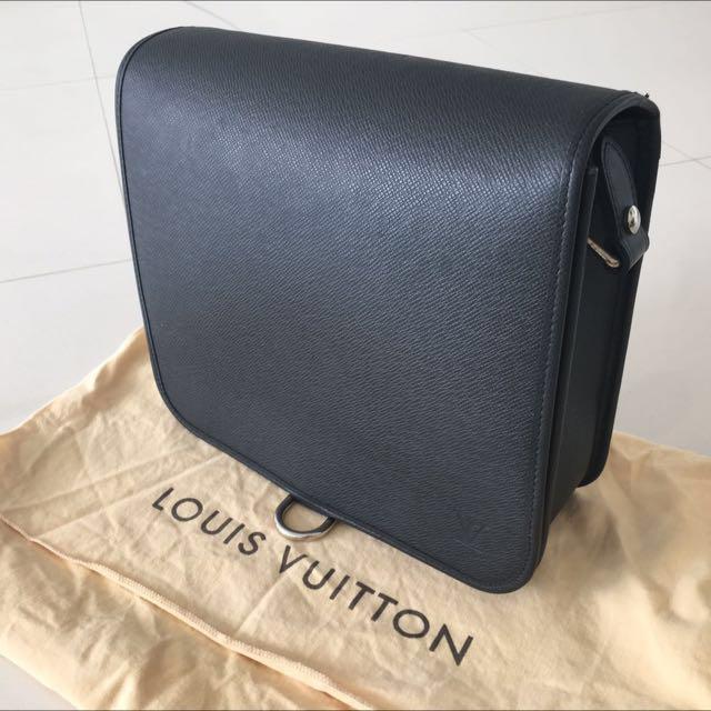 Louis Vuitton MONOGRAM 2022 SS Fold me pouch (M80874)