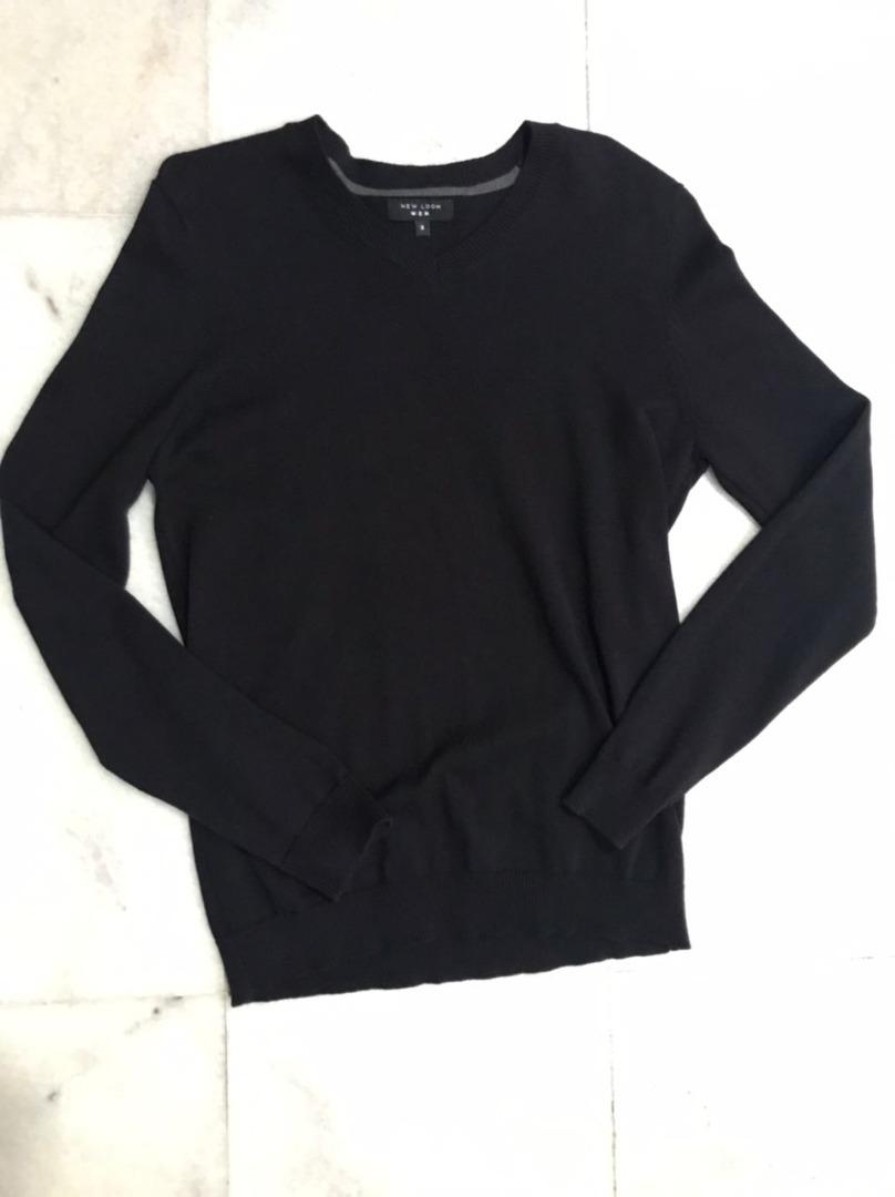 Black v 2025 neck hoodie