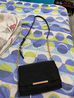(Category: ) located in . Submitted by allychan03 (Listing ID 1178533006, Image 1). Description: .