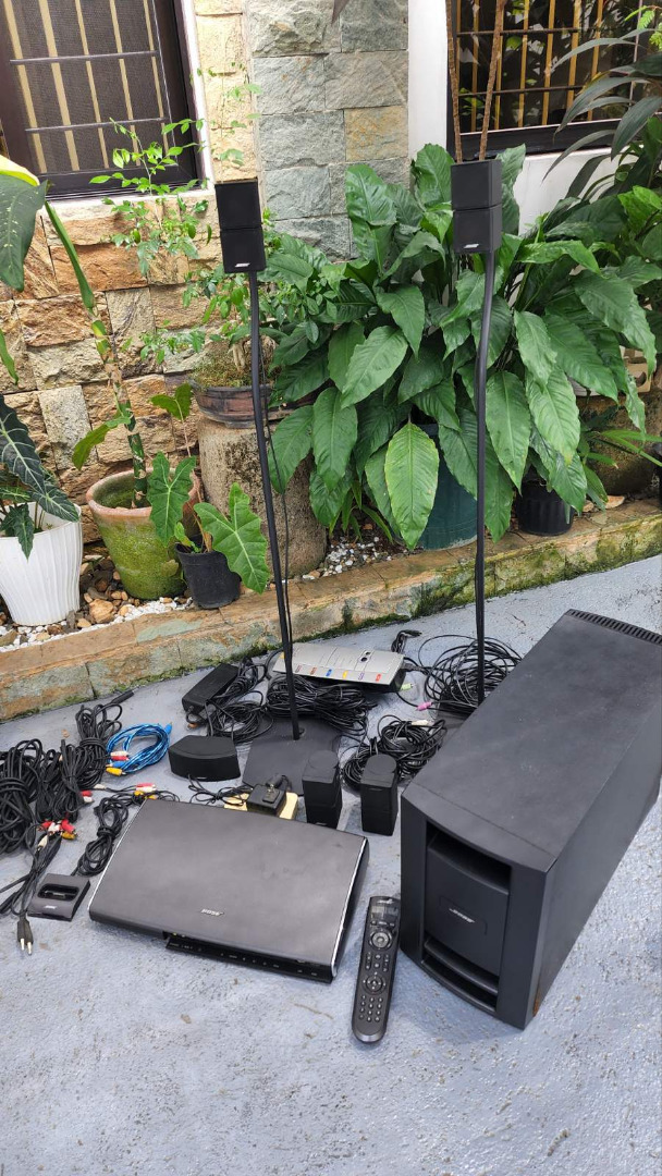 Bose Lifestyle V25 Home Theater System (Used), TV & Home Appliances, TV