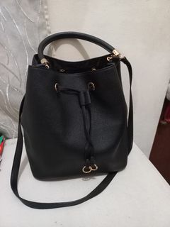 (Category: ) located in . Submitted by shop2ship (Listing ID 1178601316, Image 1). Description: .
