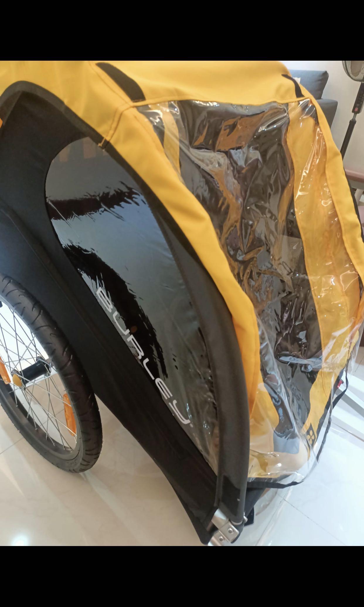 Burley Bee Bike Trailer (2 pax edition), Sports Equipment, Bicycles