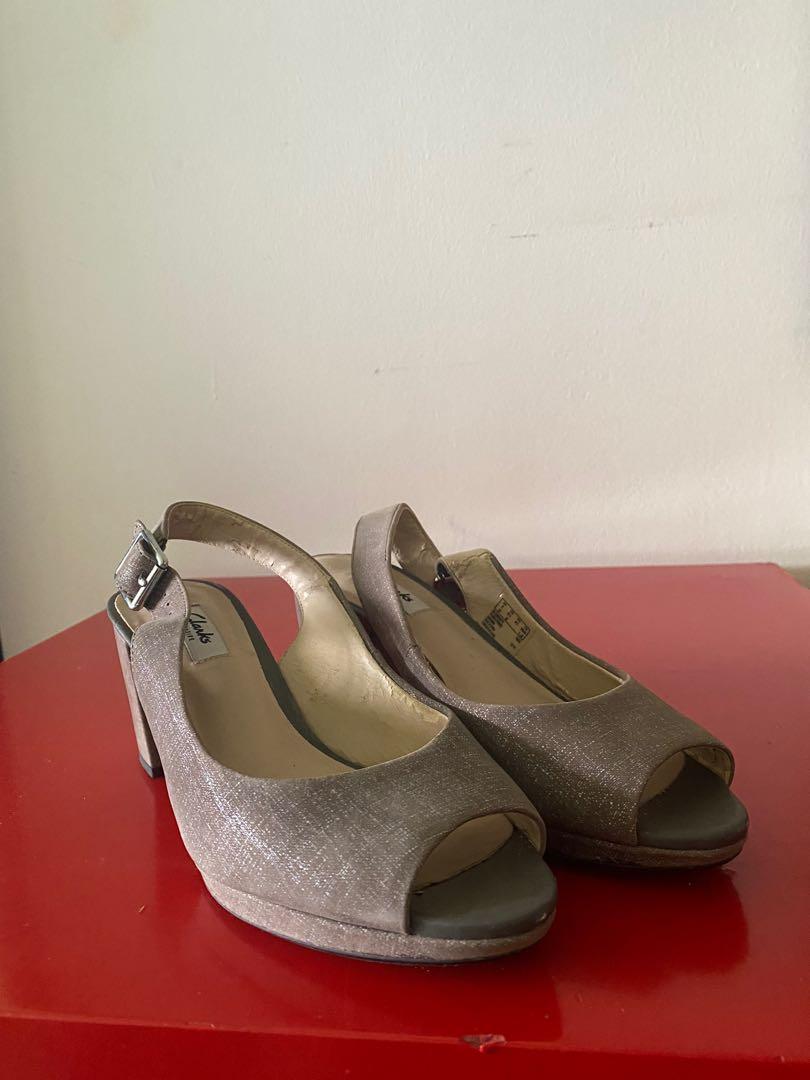Clarks peep cheap toe shoes