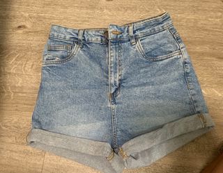 (Category: ) located in . Submitted by ladycia (Listing ID 1178530652, Image 1). Description: .