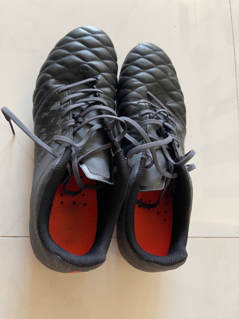 Decathlon Soccer Boots, Sports Equipment, Sports & Games, Racket & Ball