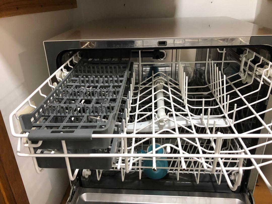 Electrolux countertop 8 place Dishwasher, TV & Home Appliances, Kitchen Appliances, Dishwasher