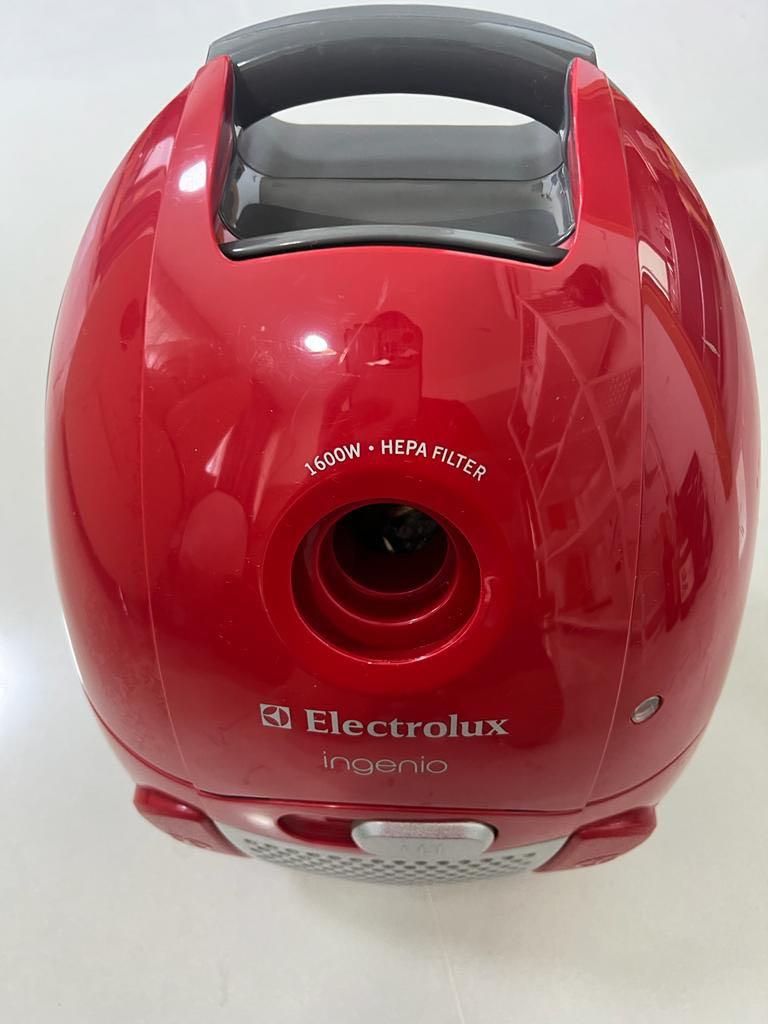 Electrolux Vacuum Cleaner, TV & Home Appliances, Vacuum Cleaner