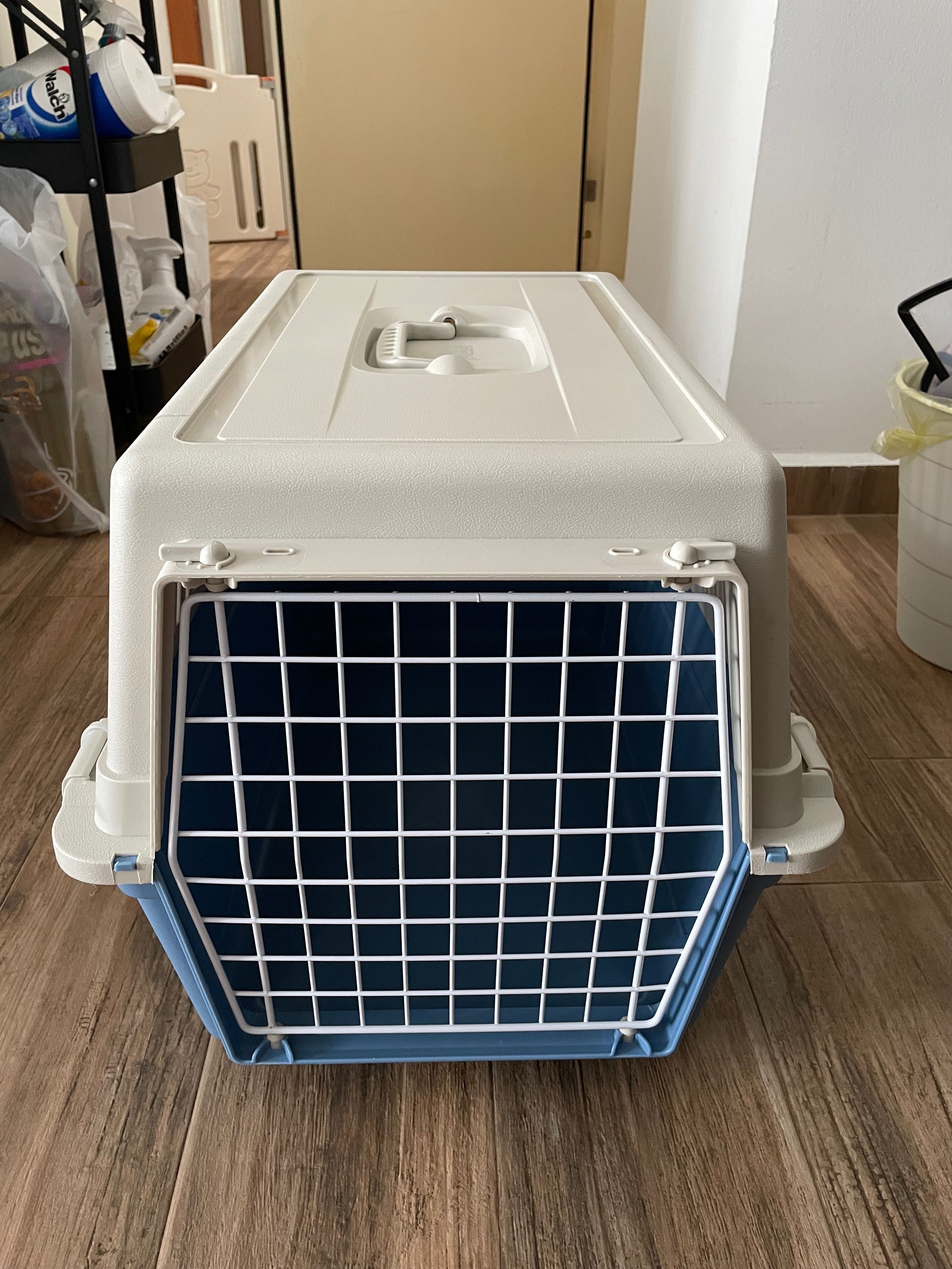 Ferplast pet carrier 50x30cm, Pet Supplies, Homes & Other Pet