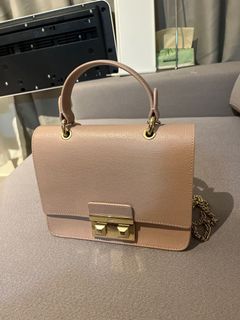 （分類：）位於 。 由 sum22 提交（商品編號 1178649955，圖片 1）。簡介： 。