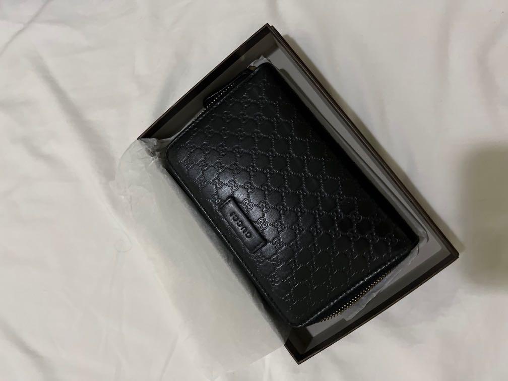 Gucci wallet 100% authentic or double money back (Category: Luxury Bags & Wallets) located in Bulacan. Submitted by __randomthings (Listing ID 1178460314, Image 1). Description: See all photos complete already all angles Bought from europe No swap No LP.