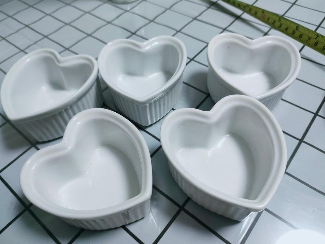 Heart Shaped Ramekins 5pcs (Category: Bakeware) located in Baliuag. Submitted by importeditemsbykimi (Listing ID 1178602747, Image 1). Description: .