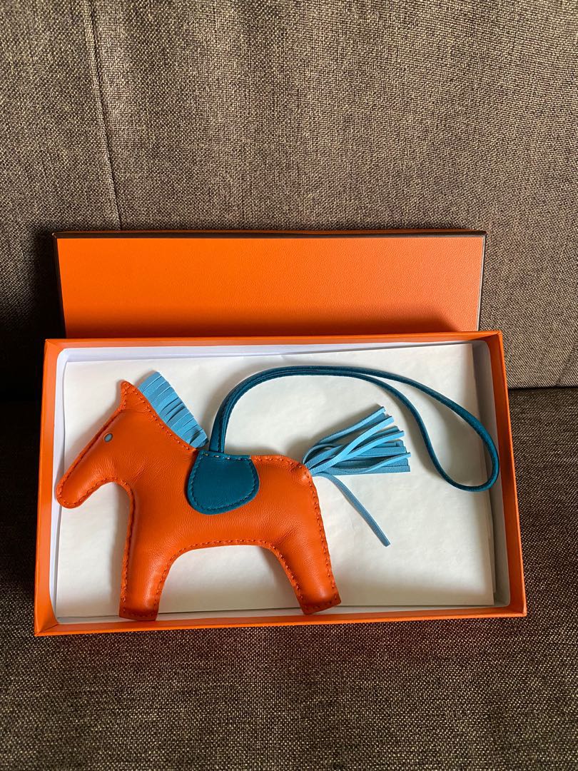 💯% Authentic Hermes Gold Lambskin Rodeo Horse Bag Charm in PM Size,  Luxury, Accessories on Carousell