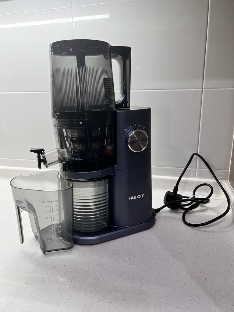 Hurom HAI Series Slow Juicer, TV & Home Appliances, Kitchen Appliances