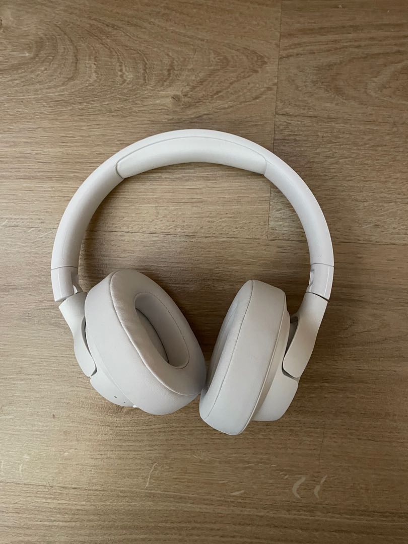 JBL Tune 710Bt White 