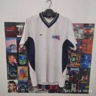 Kaos Reebok