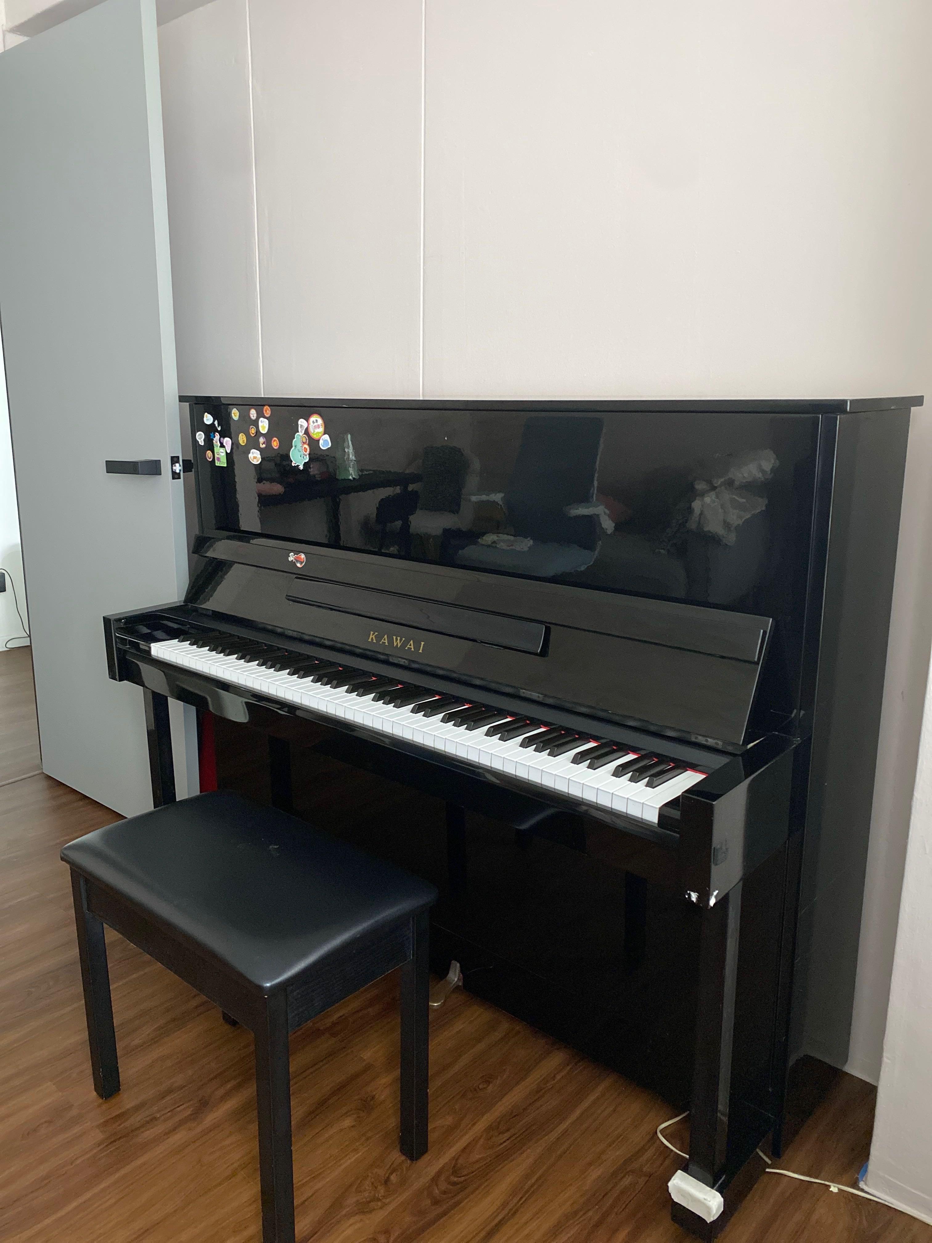 Kawai CX 21 upright piano