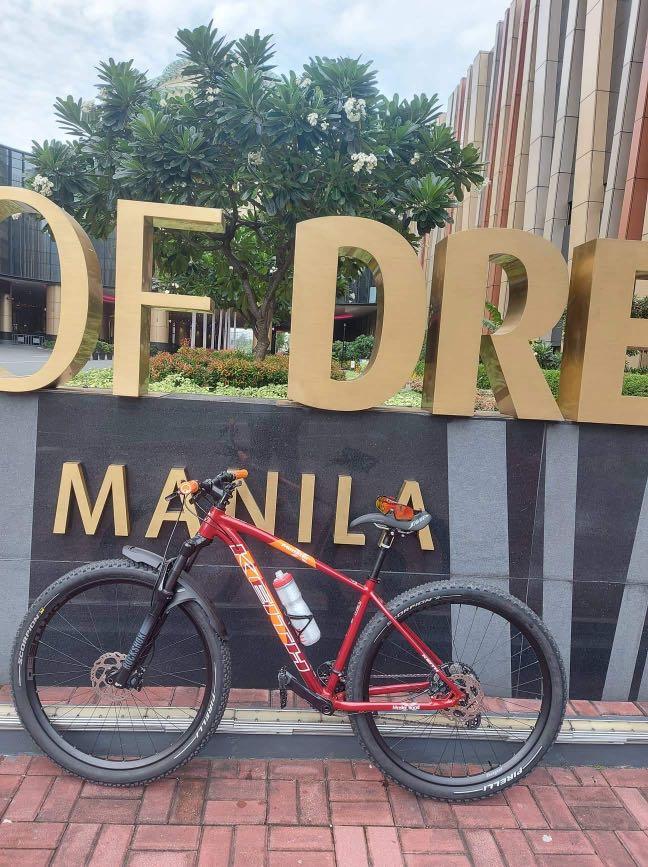 Keith Monster Red Medium 29er negotiable with free bell helmet