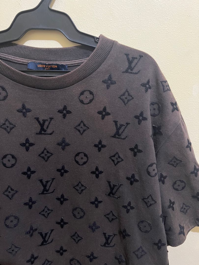 Louis Vuitton Hook-n-Loop Monogram short sleeves T-shirt, Luxury