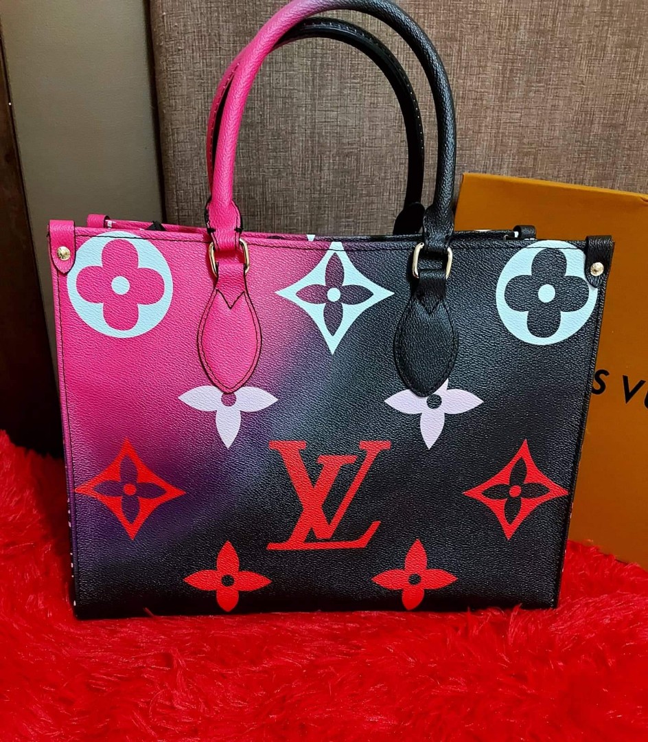 Louis Vuitton Spring 2022 Onthego GM Tote - Midnight Fuchsia : LV-625-2022  For US $239 .
