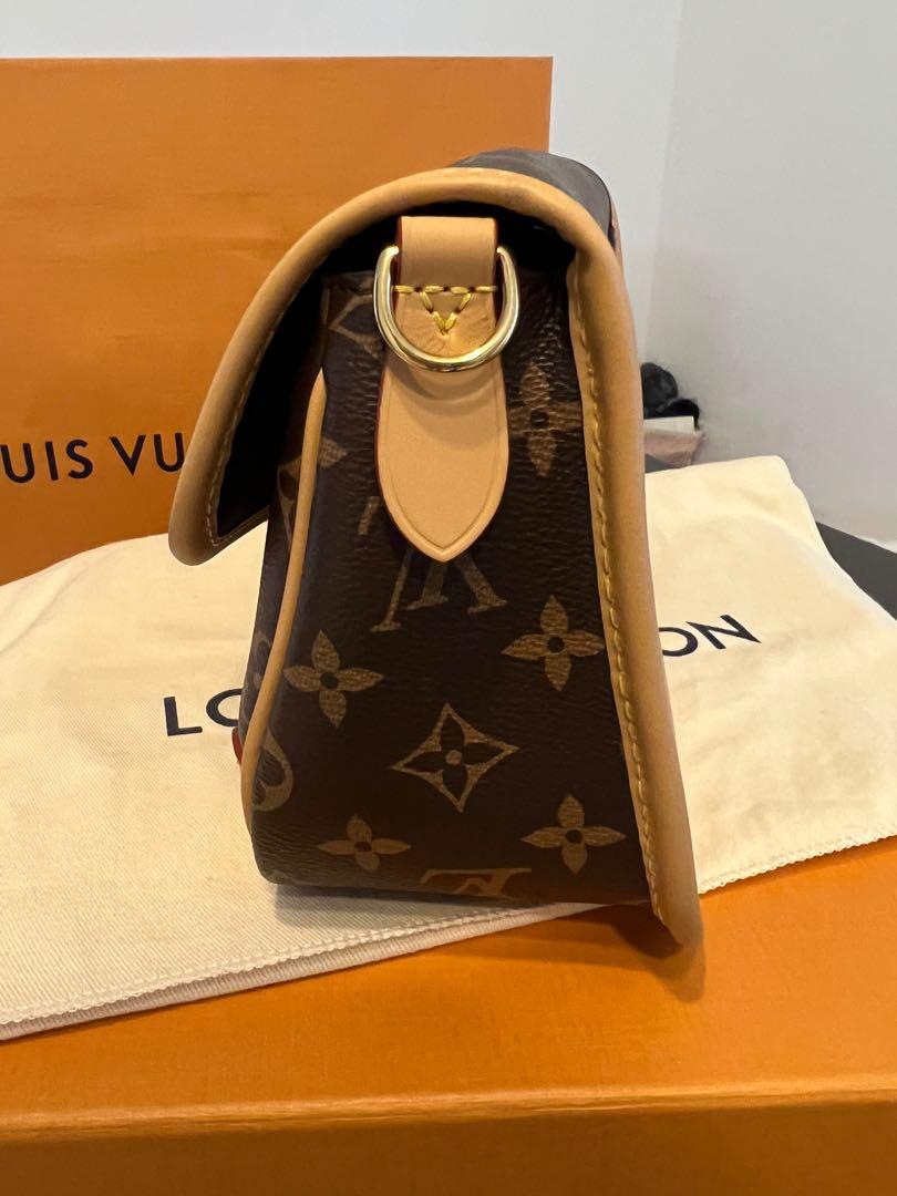 (M45985) Louis Vuitton Diane Bag LV Monogram