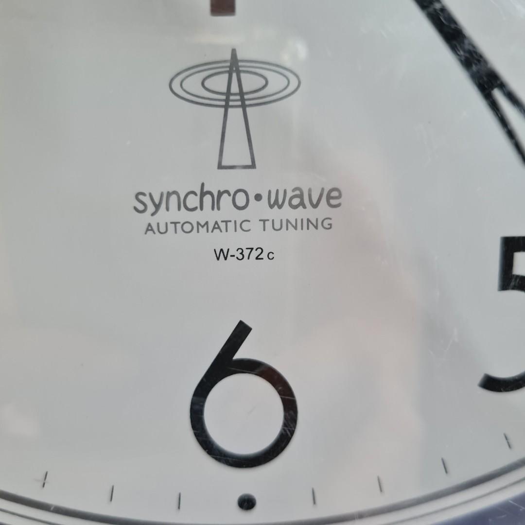 M.A.G. SYNCHROWAVE AUTOMATIC TUNING WALL CLOCK W372c (ASIS